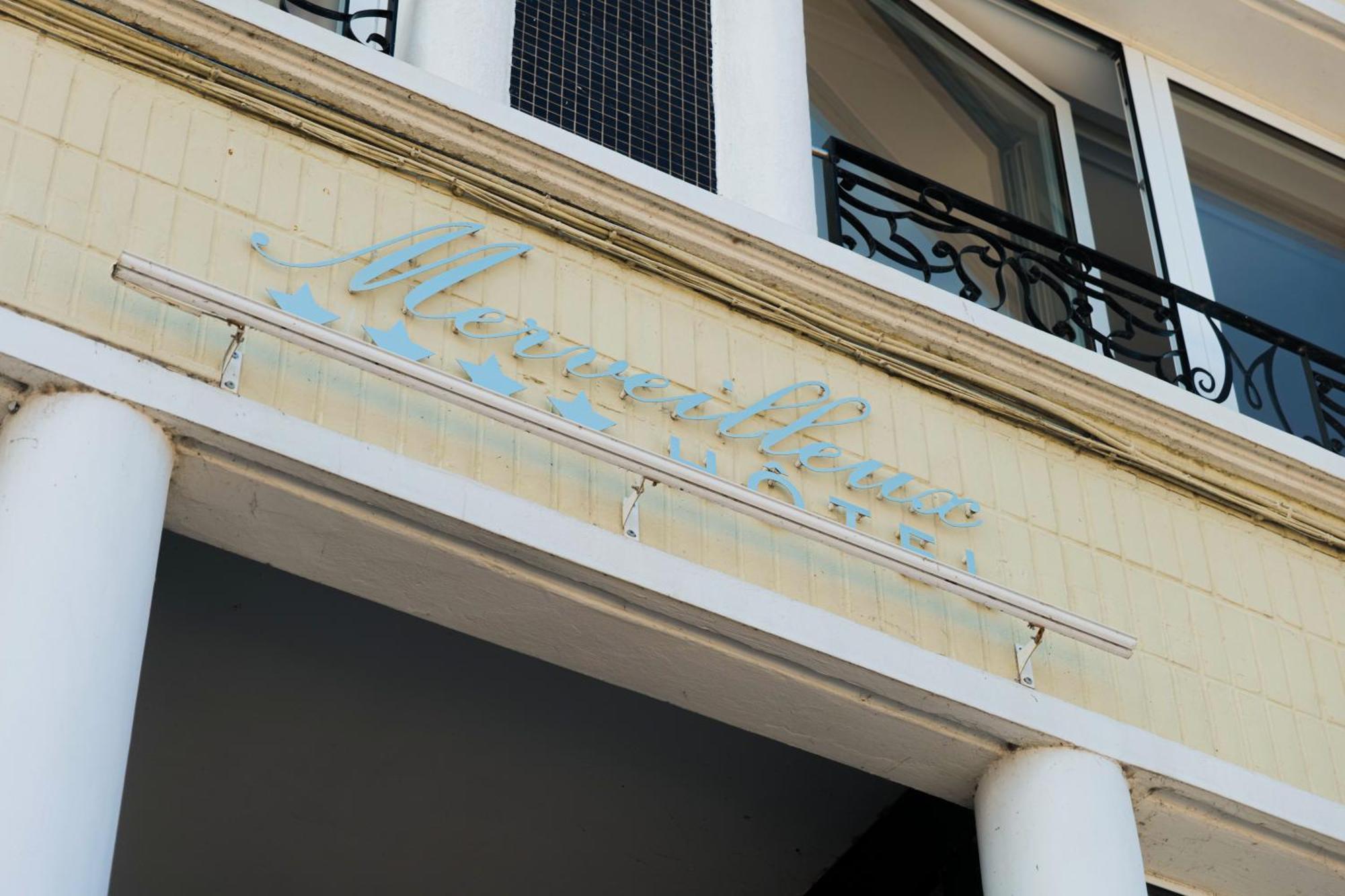 Hotel Merveilleux Cote Mer Dunkirk Exterior foto