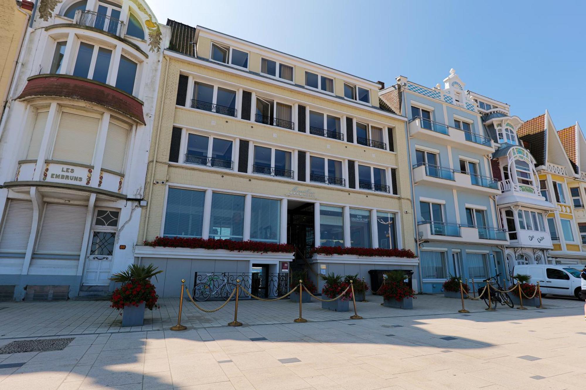 Hotel Merveilleux Cote Mer Dunkirk Exterior foto